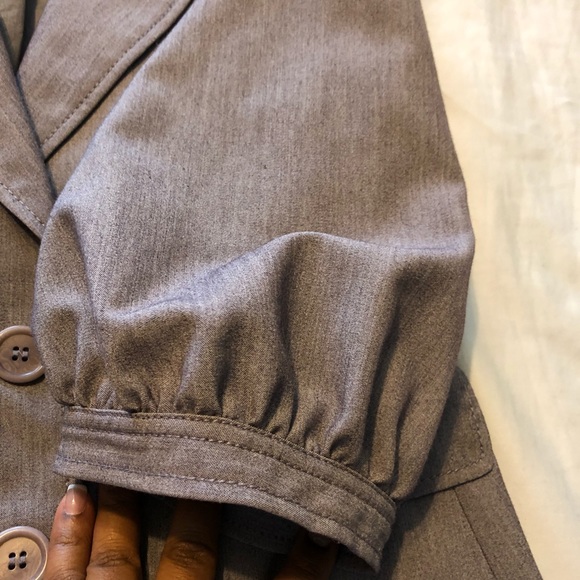 BCBGMAXAZRIA SUIT - Picture 2 of 8